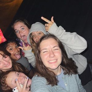 Meet your Posher, Ellie